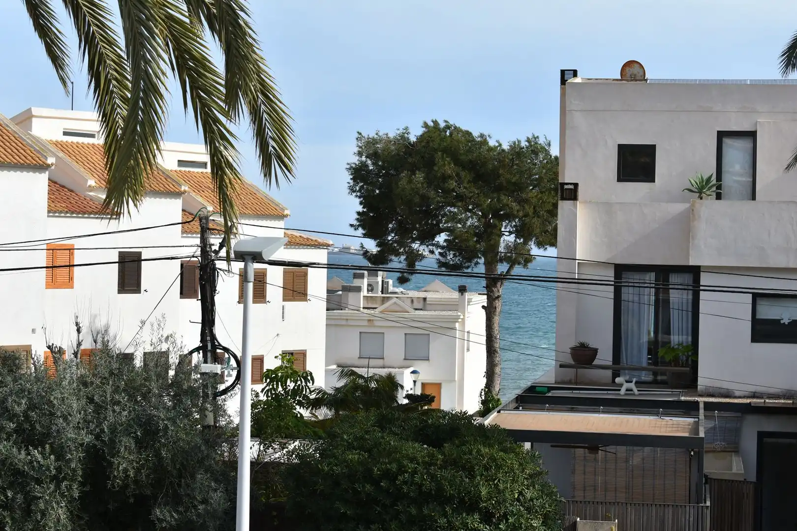 Vista exterior de Casa adosada en venda en Santa Pola amb Aire condicionat, Terrassa i Moblat