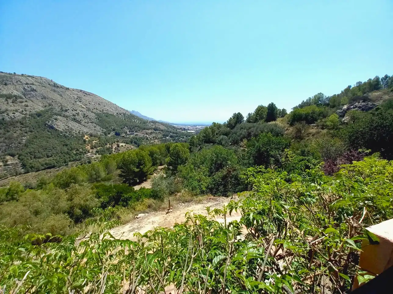 Außenansicht von Haus oder Chalet zum Verkauf in El Castell de Guadalest mit Klimaanlage, Privatgarten und Terrasse