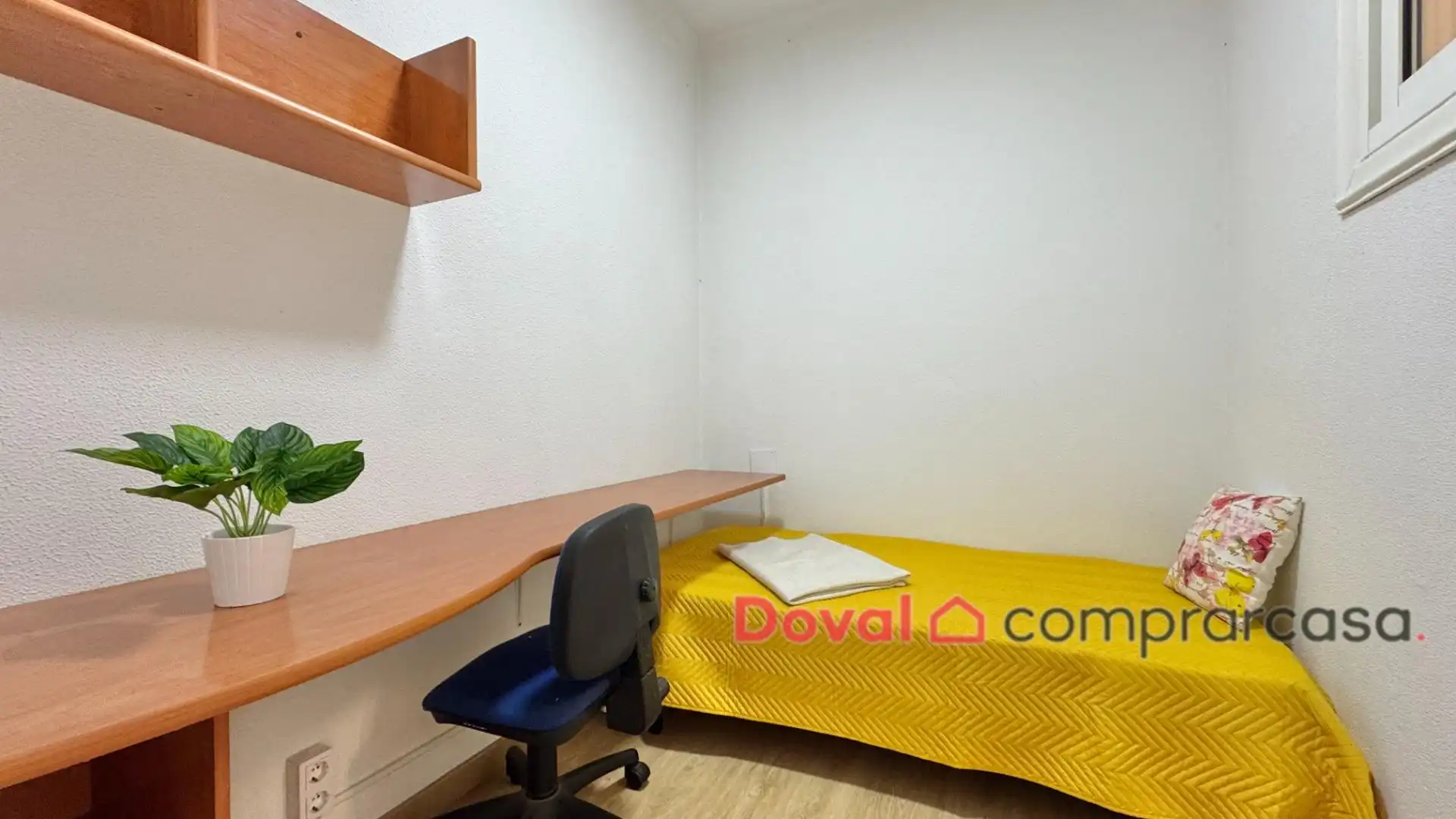 Habitación de Piso en venta en Vigo  con Calefacción