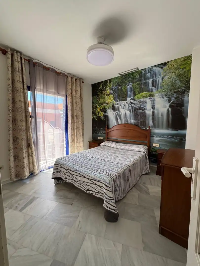 Schlafzimmer von Wohnung zur Miete in Centro