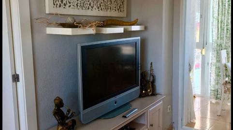 Foto 5 de Piso en venta en El Bajondillo, Málaga