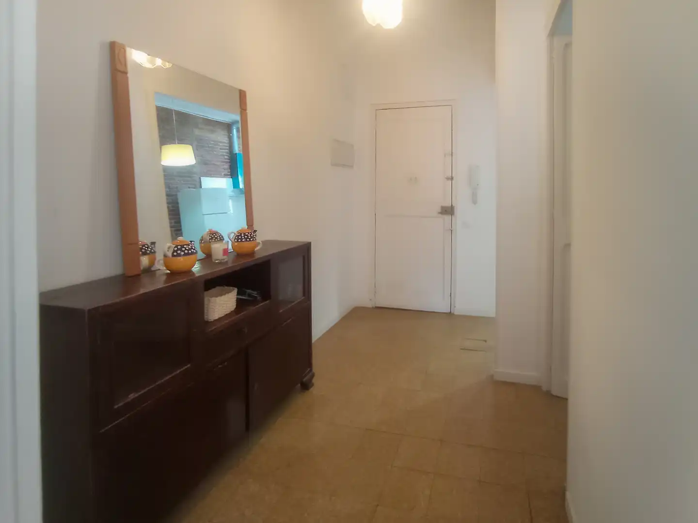 Flat for sale in Barcelona  with Air Conditioner, Balcony and Alarm