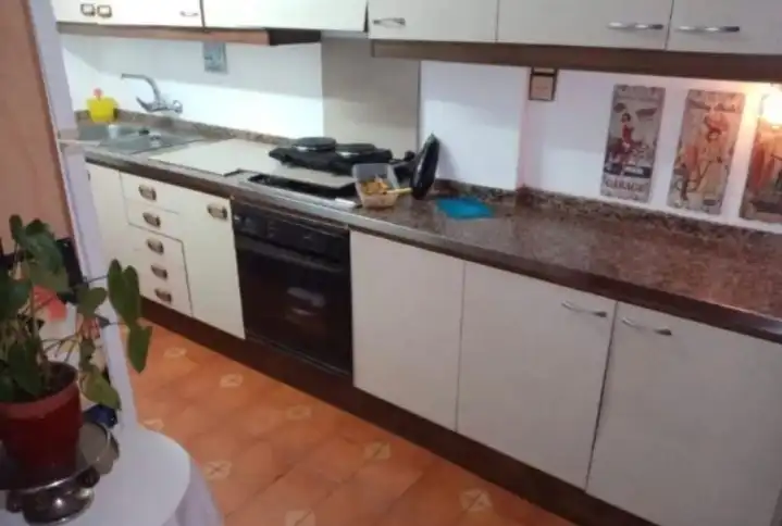 Cuina de Pis en venda en Tarragona amb Moblat, Forn i Piscina comunitària