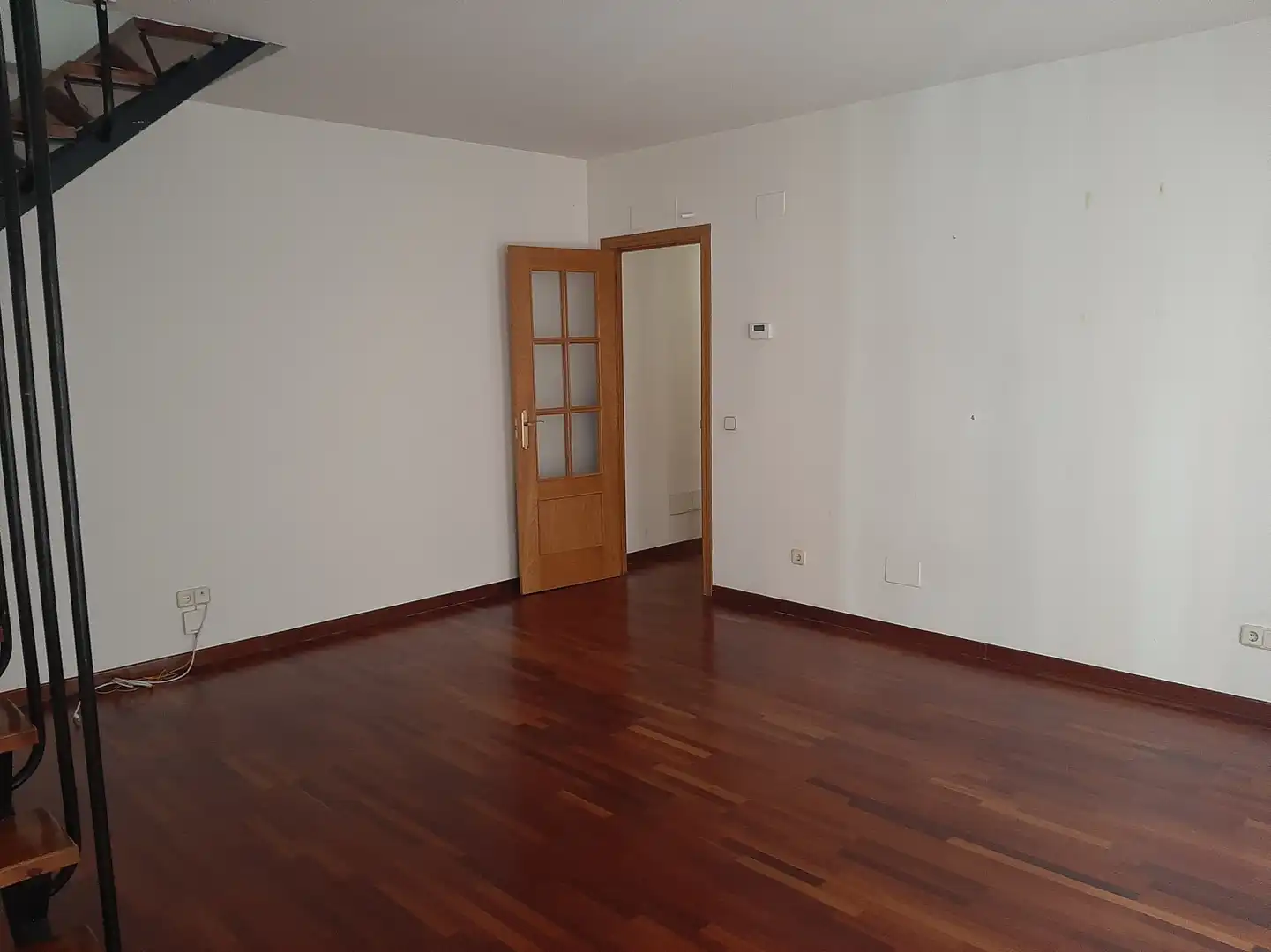 Sala d'estar de Pis de lloguer en Alcalá de Henares amb Aire condicionat, Calefacció i Parquet
