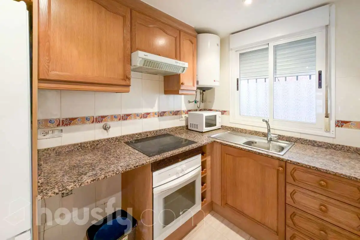 Kitchen of Flat for rent in Oropesa del Mar / Orpesa  with Air Conditioner, Terrace and Balcony