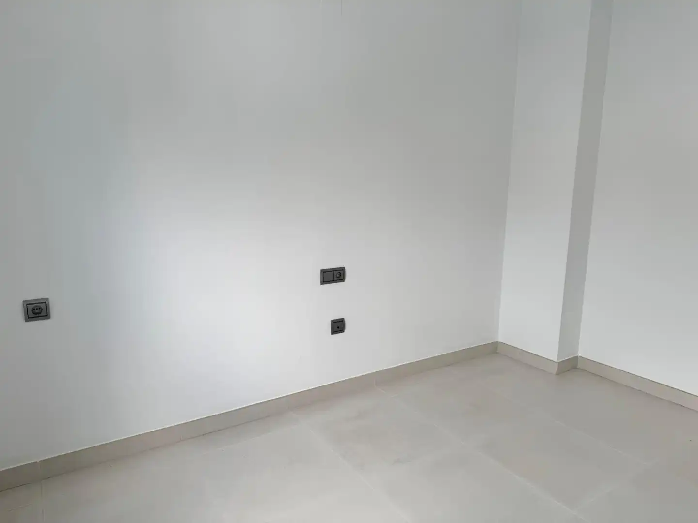 Einfamilien-Reihenhaus zur Miete in Villajoyosa / La Vila Joiosa mit Klimaanlage, Privatgarten und Terrasse