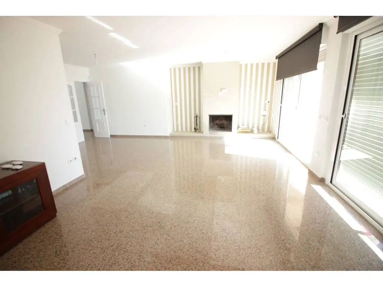 Sala d'estar de Casa o xalet en venda en Roquetas de Mar amb Aire condicionat, Jardí privat i Terrassa