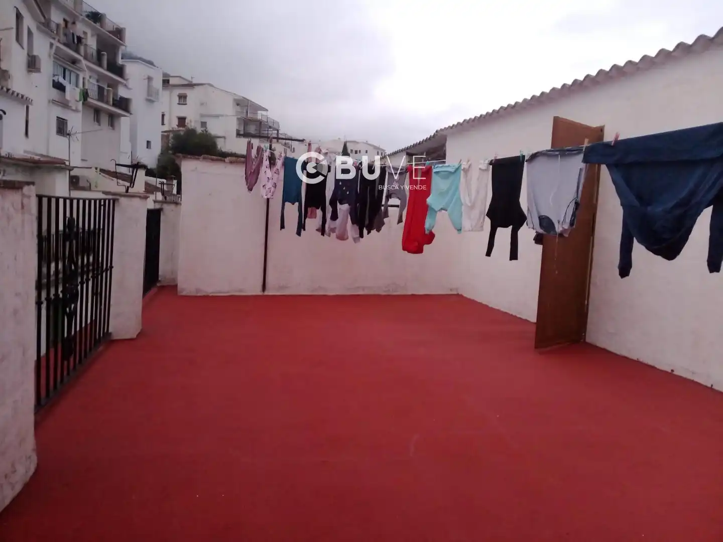 Außenansicht von Wohnung zum Verkauf in Casarabonela mit Terrasse, Abstellraum und Möbliert