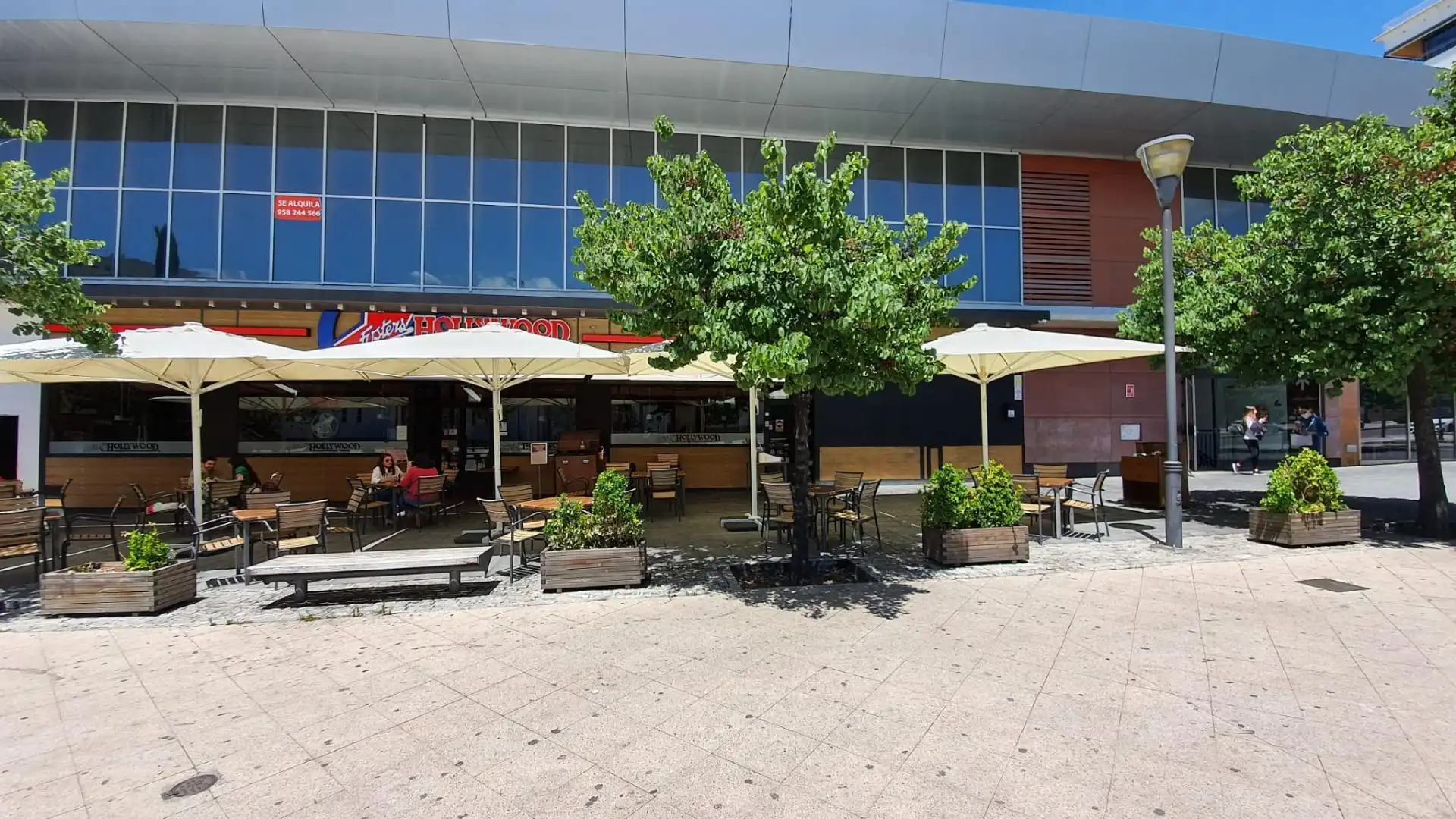 Terrassa de Local de lloguer en Granada amb Aire condicionat i Moblat