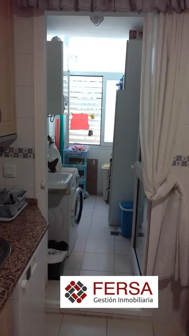 Cuina de Apartament en venda en El Puerto de Santa María amb Aire condicionat, Calefacció i Terrassa