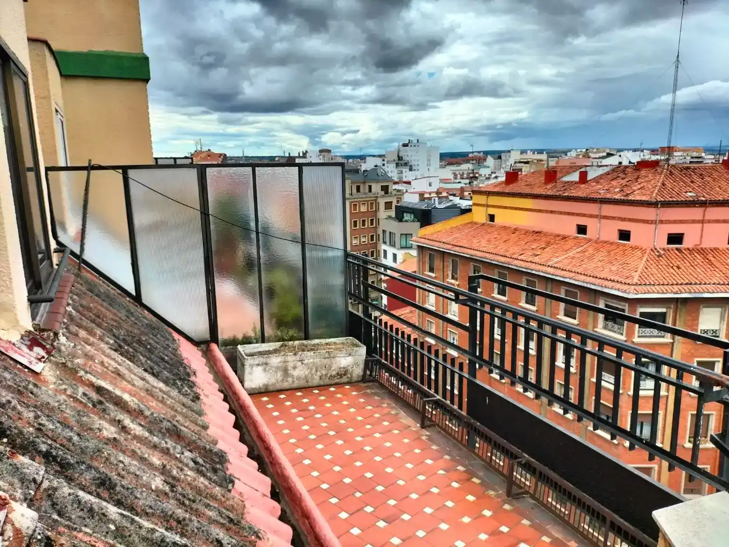 Terraza de Piso para compartir en León Capital  con Parquet, Amueblado y Balcón