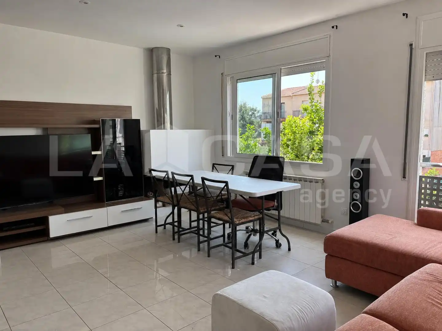 Living room of Detached homes for sale in La Roca del Vallès  with Air Conditioner, Heating and Private garden