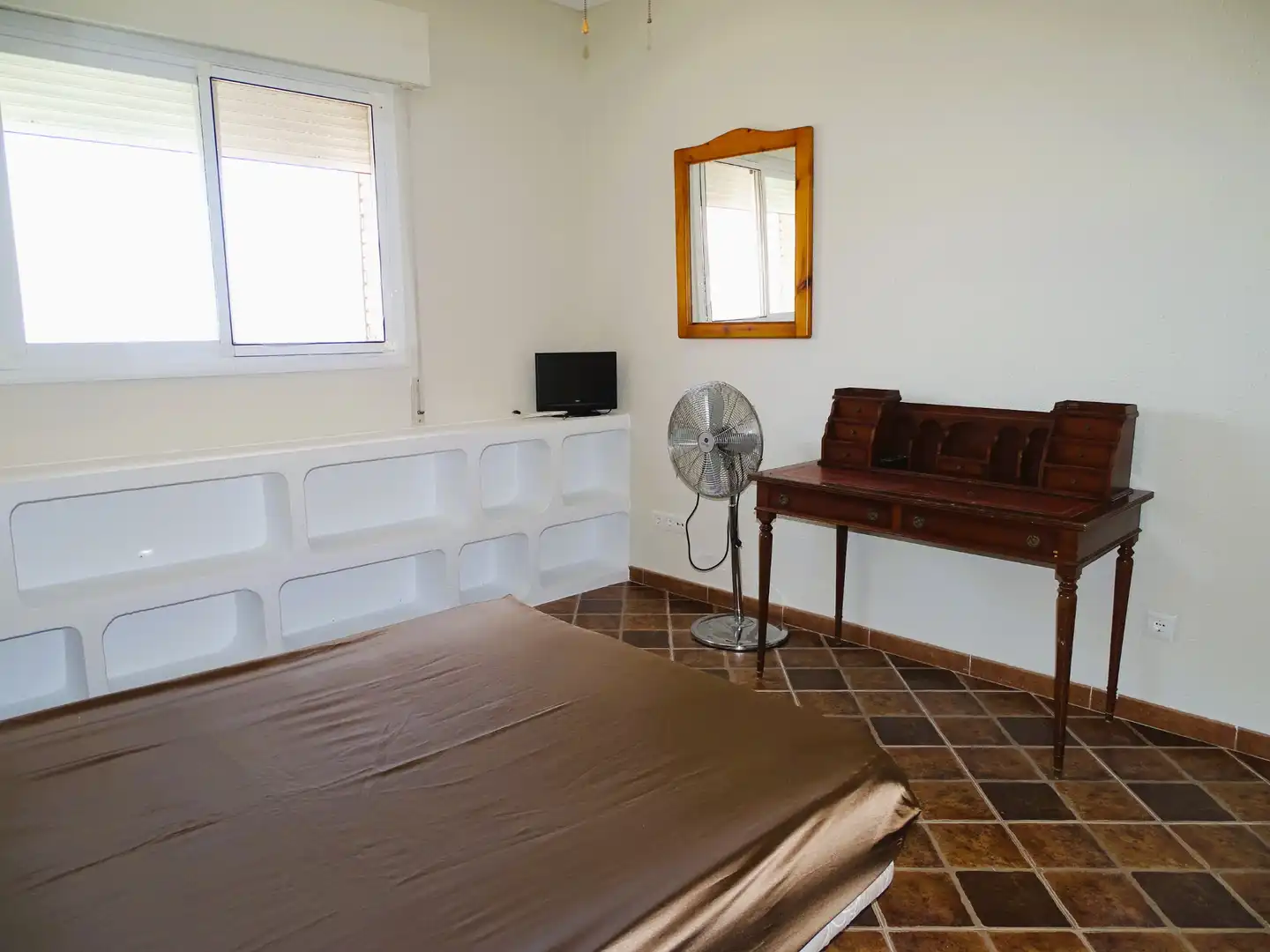 Habitación de Casa o chalet en venta en Rincón de la Victoria con Jardín privado y Amueblado