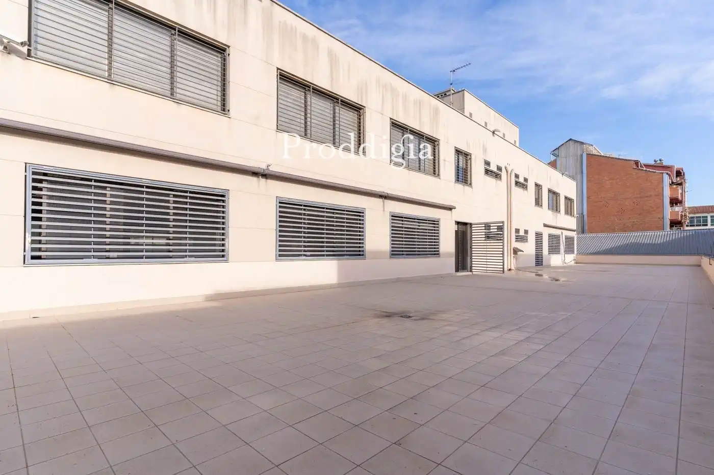 Außenansicht von Büro zur Miete in Sant Cugat del Vallès mit Klimaanlage und Heizung