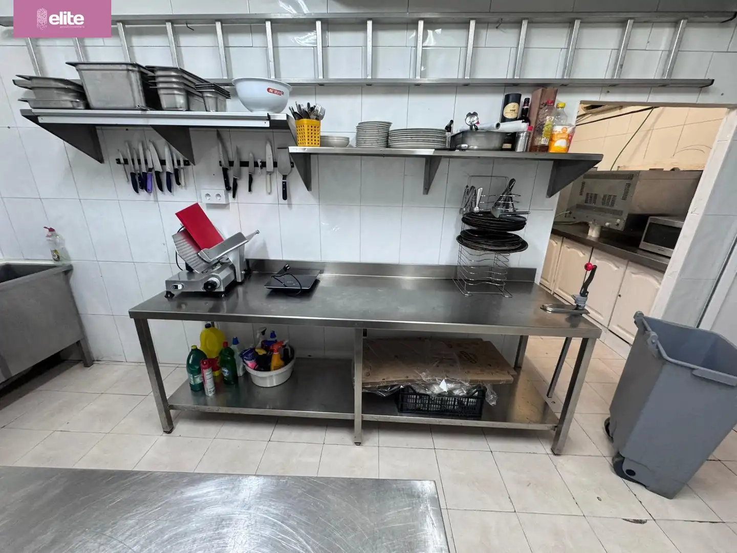 Cuina de Local de lloguer en Jerez de la Frontera