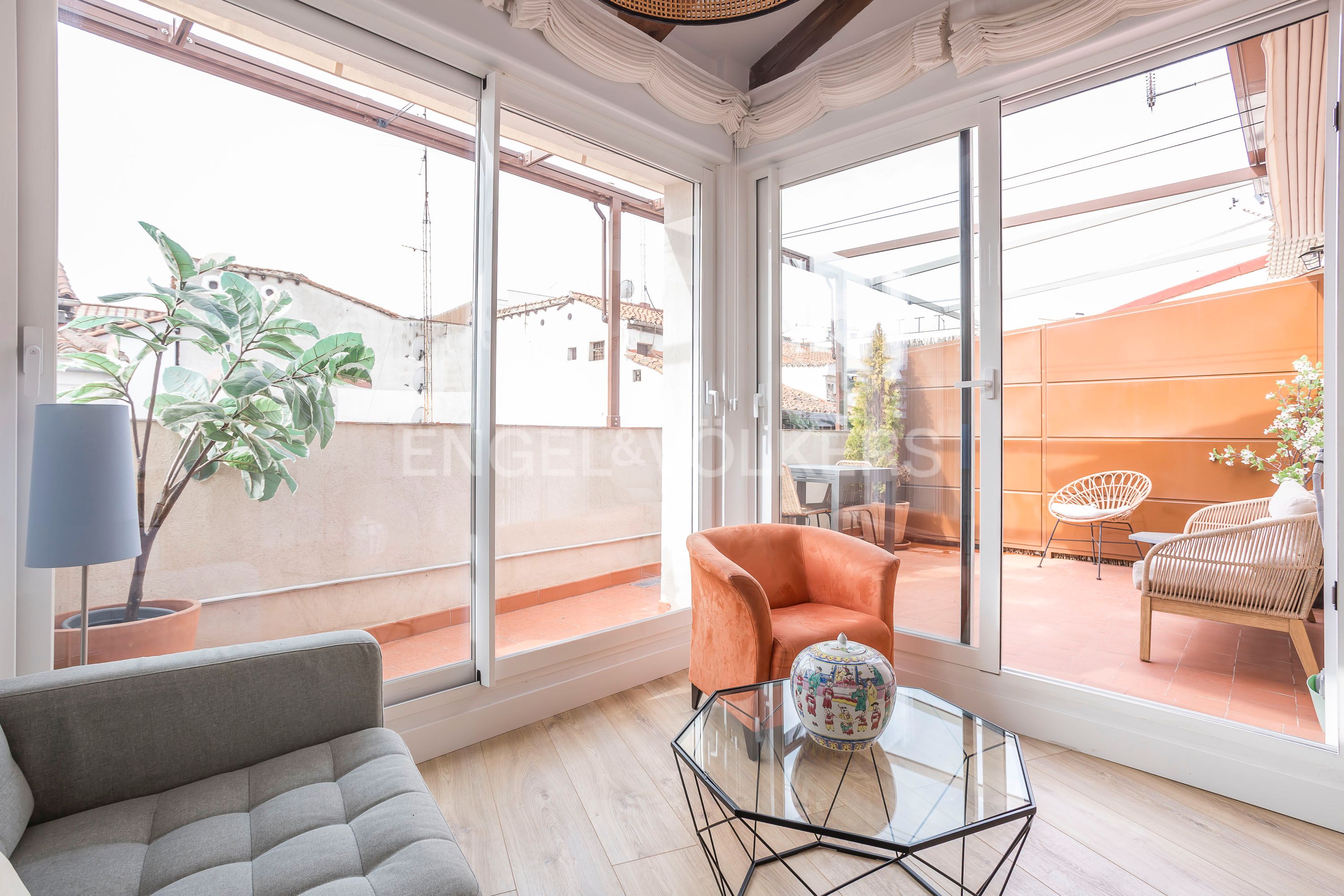 Balcony of Attic to rent in  Madrid Capital  with Air Conditioner, Heating and Terrace