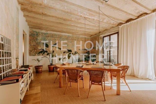 Piso en Alquiler en Nou de la Rambla en El Raval