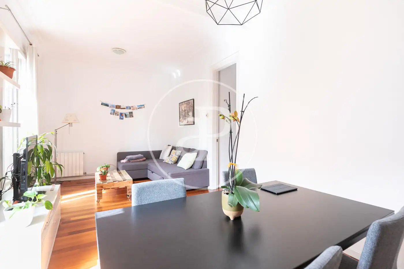 Sala de estar de Piso en venta en Barcelona con Calefacción, Amueblado y Balcón