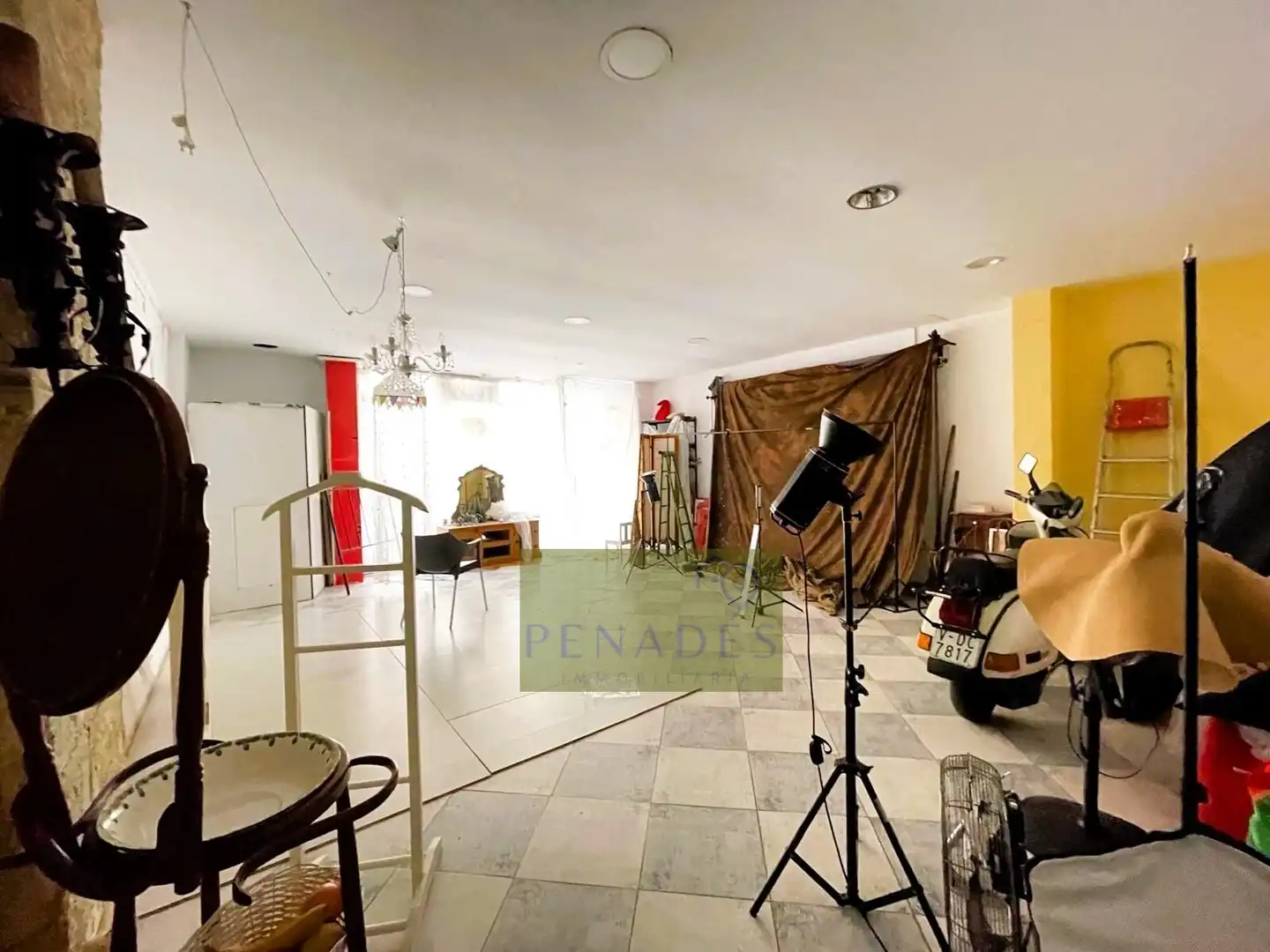 Locale commerciale in vendita a Sant Josep - Zona Hospital