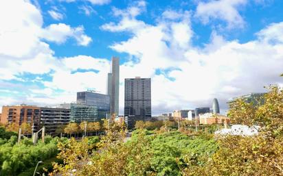 Vista exterior de Pis en venda en  Barcelona Capital amb Aire condicionat, Terrassa i Balcó