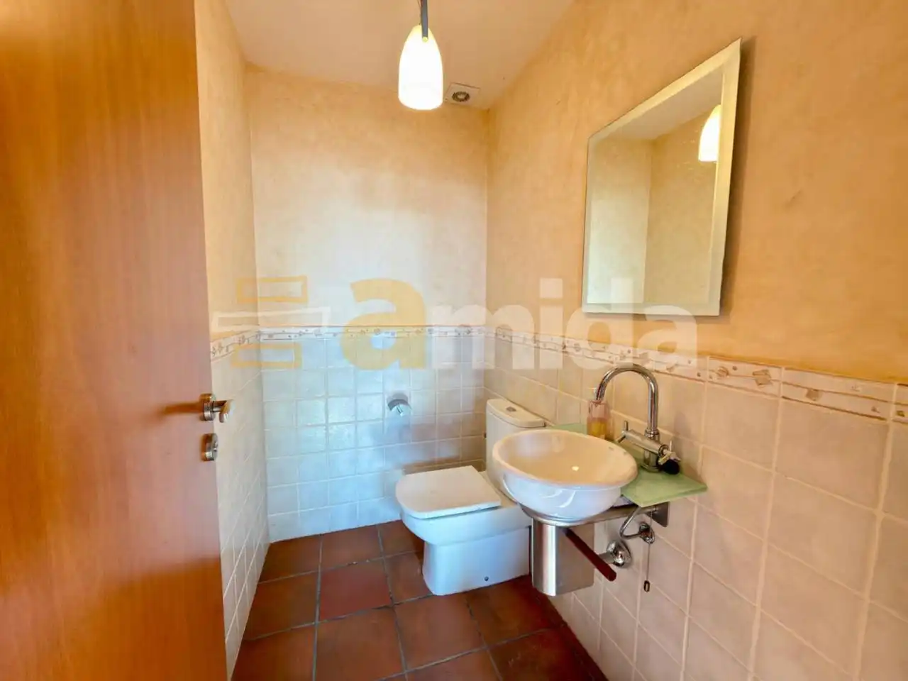 Bathroom of Houses for sale in Terrassa  with Heating, Private garden and Parquet flooring