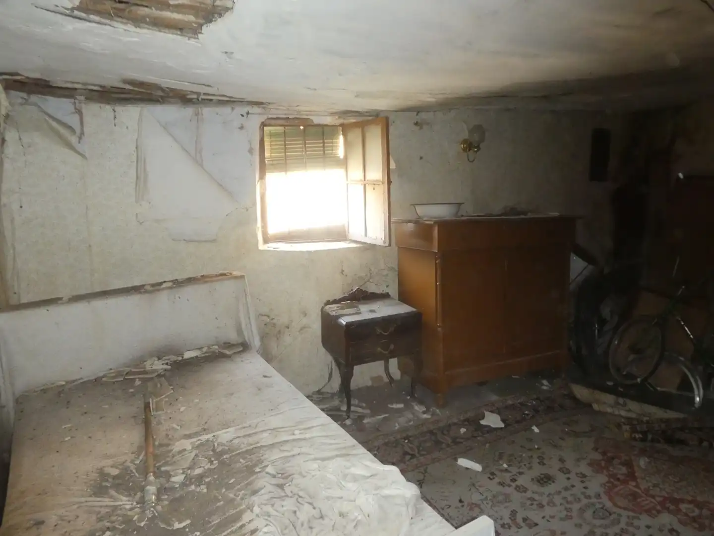 Casa adosada en venda en Santa María del Campo amb Moblat