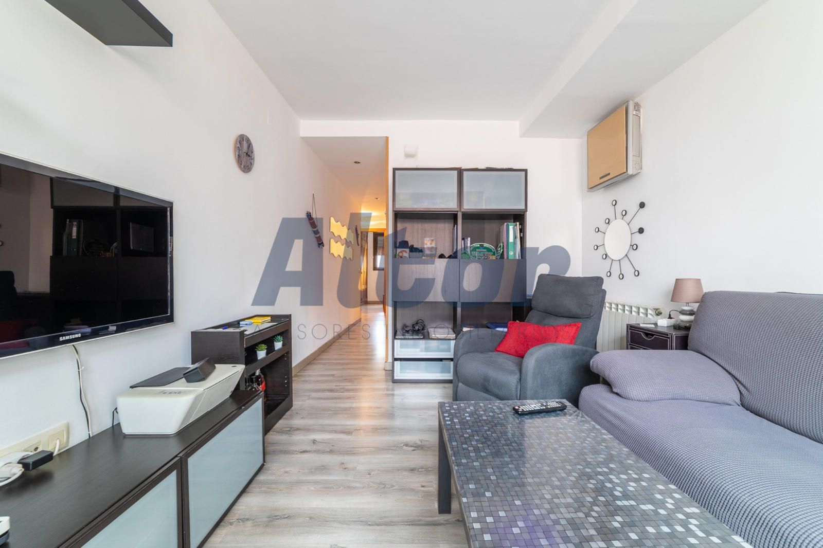 Living room of Flat for sale in  Madrid Capital  with Air Conditioner, Heating and Storage room
