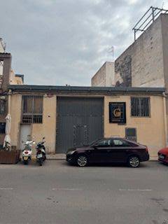 Nave industrial en Venta en Carrer d'En Pérez de Pina en Pueblo