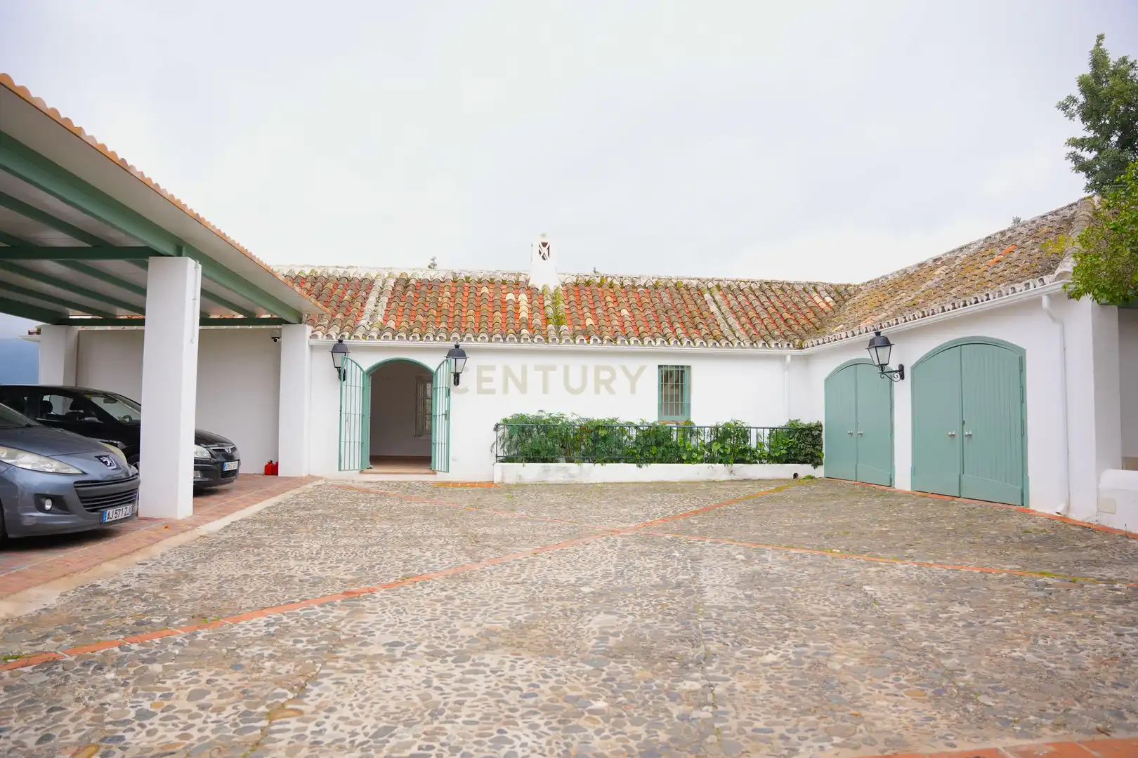 Vista exterior de Casa o chalet en venta en Alhaurín El Grande con Jardín privado, Trastero y Piscina