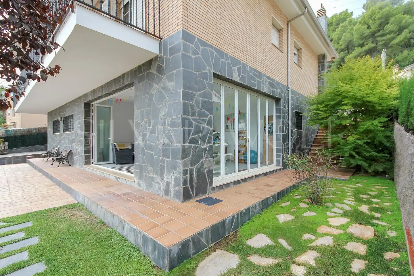 Vista exterior de Casa o chalet en venta en Vallirana, Barcelona