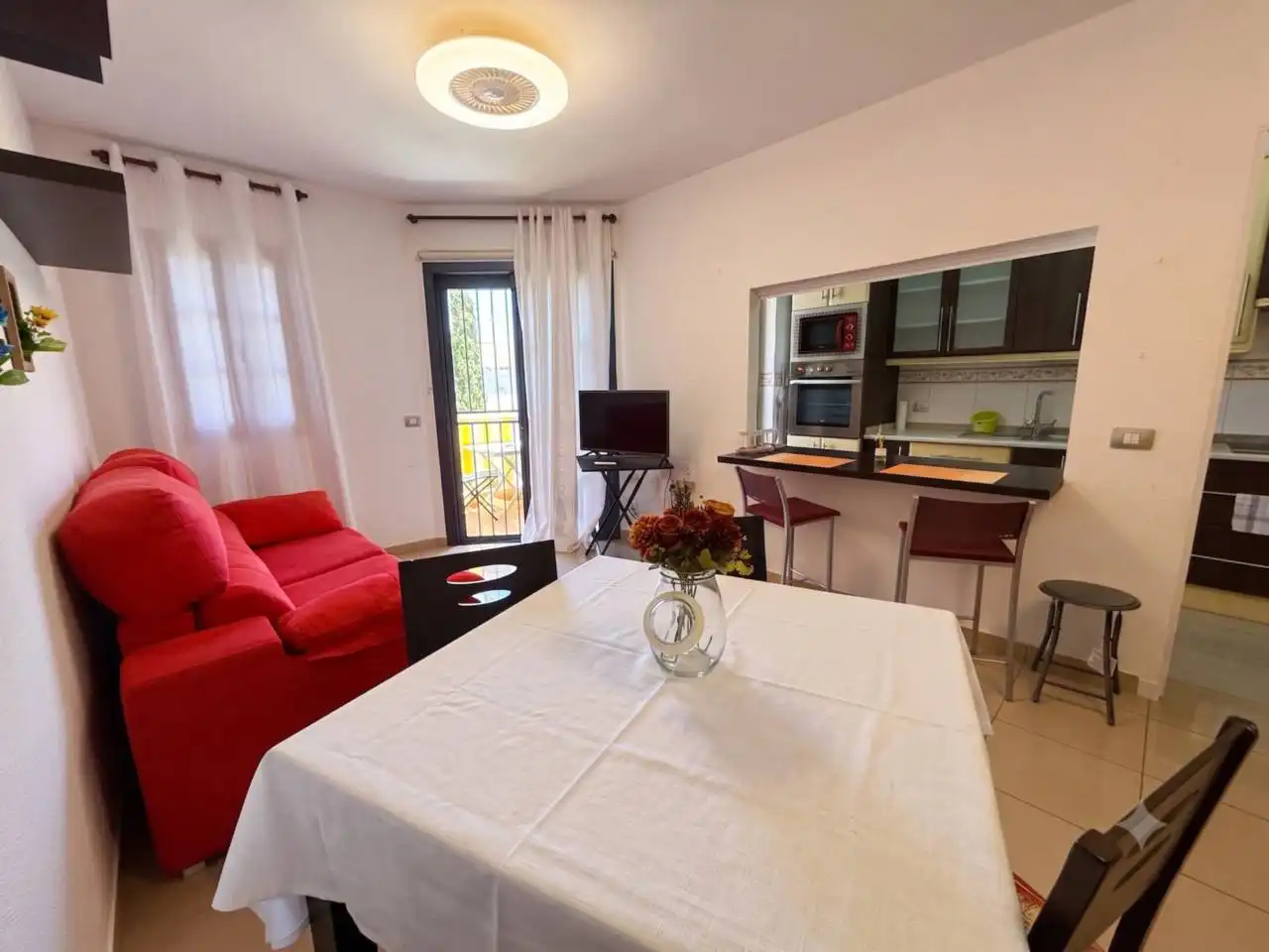 Piso con terraza en venta en Calle Eneas 5, imagen 2