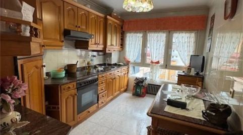 Foto 2 de Piso en venta en Calle Magnus Blikstad, 56, Laviada, Gijón