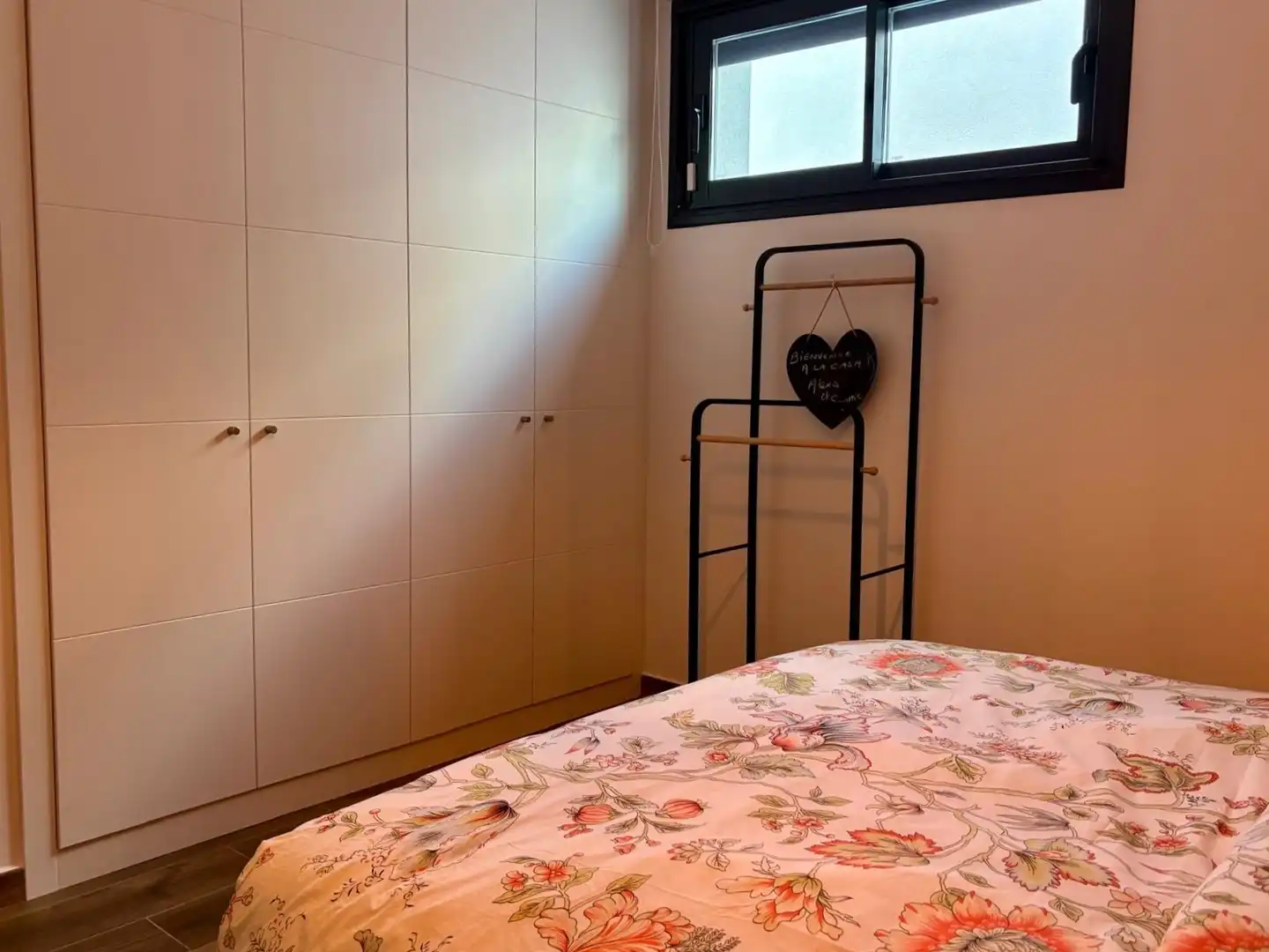 Dormitori de Casa o xalet en venda en Polop amb Aire condicionat, Jardí privat i Terrassa