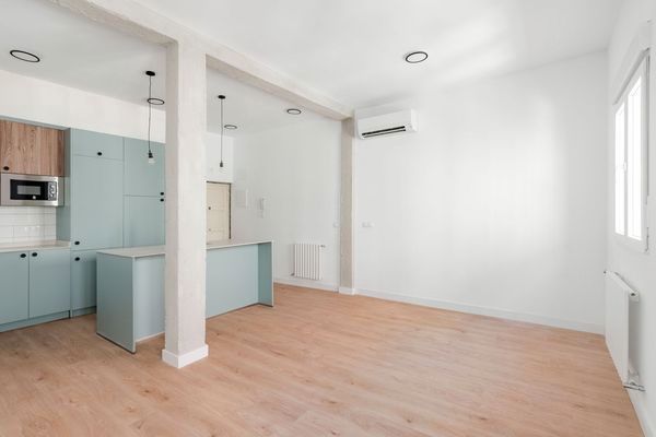 Bedroom of Flat for sale in  Madrid Capital  with Air Conditioner and Heating