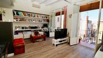 Living room of Flat for sale in  Barcelona Capital  with Air Conditioner, Parquet flooring and Terrace