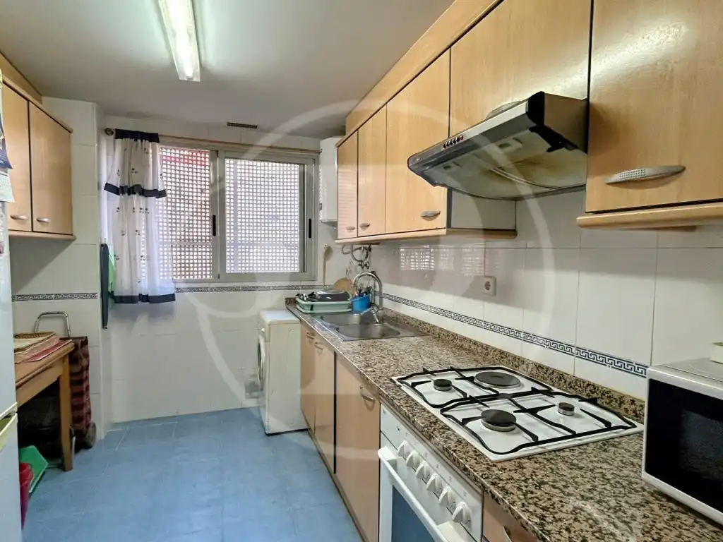 Apartamento en venta en Calle Navarro Cabanes, imagen 4