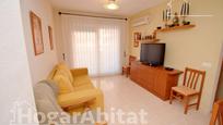 Living room of Flat for sale in Oropesa del Mar / Orpesa  with Air Conditioner, Terrace and Balcony