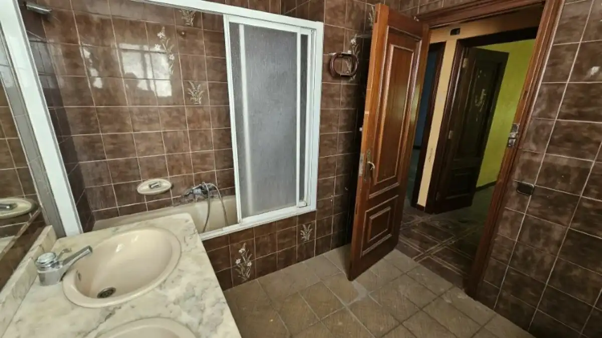 Bany de Casa o xalet en venda en Turís