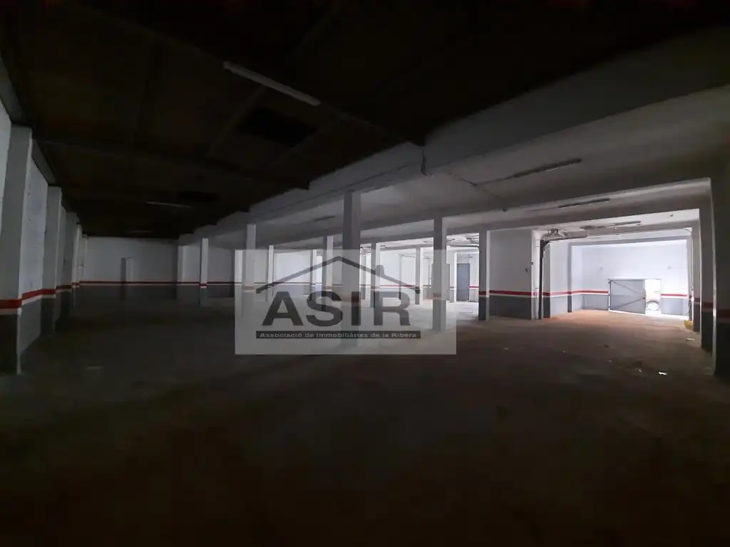 Nau industrial en venda en Alzira