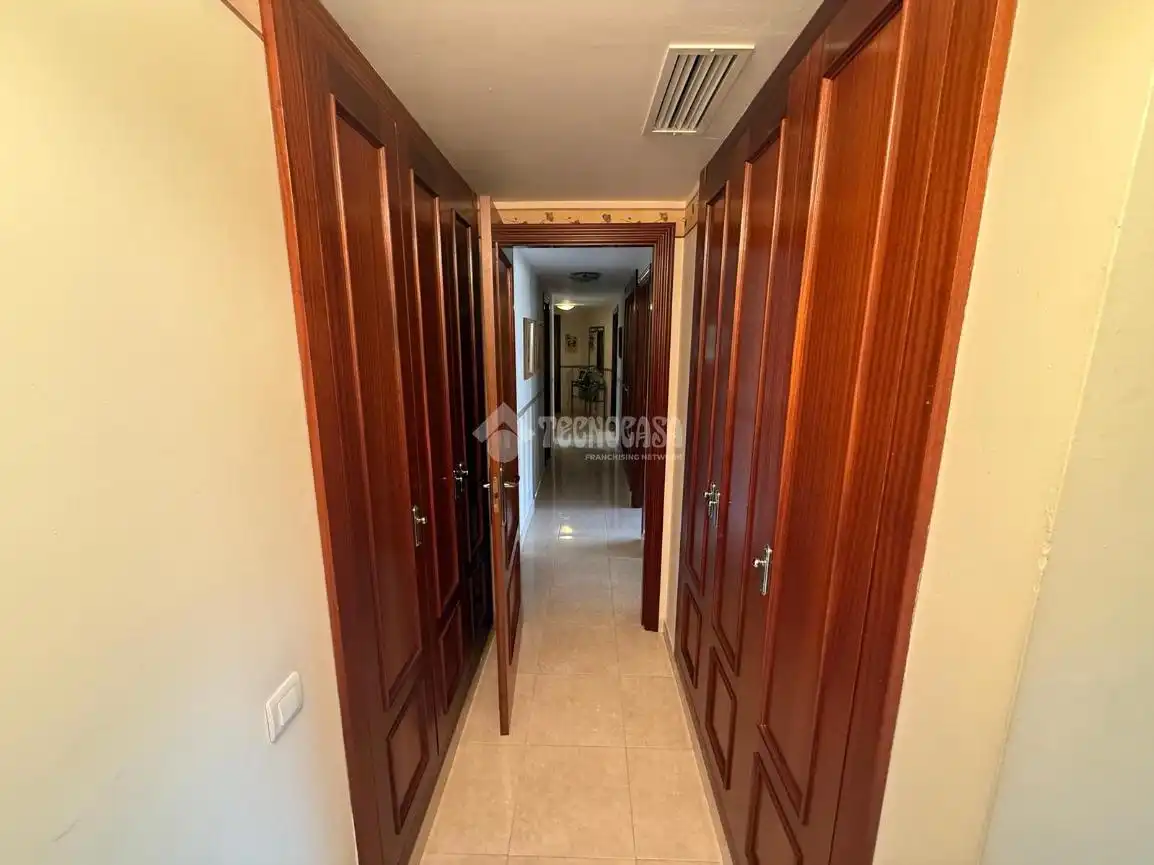 Piso en venta en Estepona con Balcón