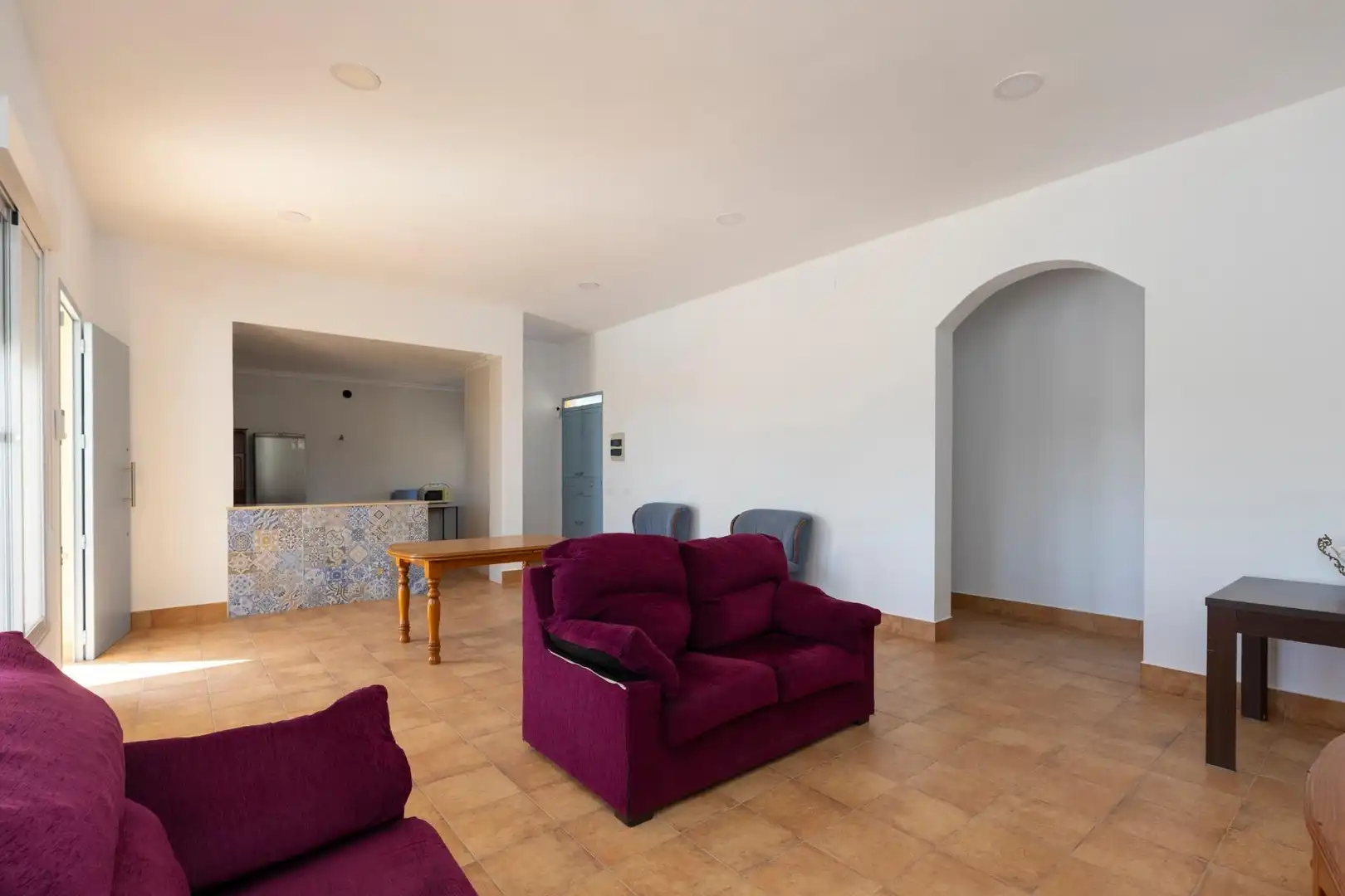Sala de estar de Casa o chalet en venta en La Puebla del Río con Terraza, Trastero y Piscina
