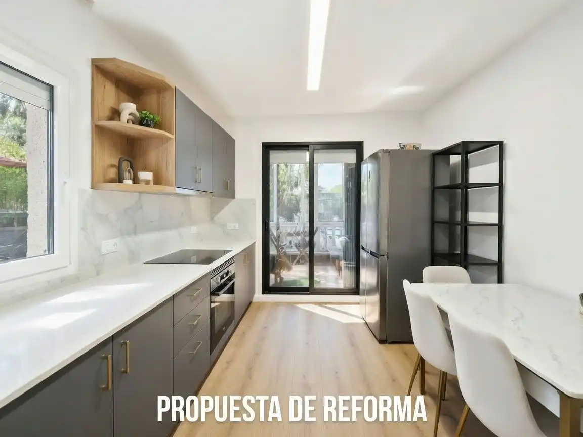 Cocina de Casa o chalet en venta en Vallirana con Aire acondicionado, Calefacción y Jardín privado