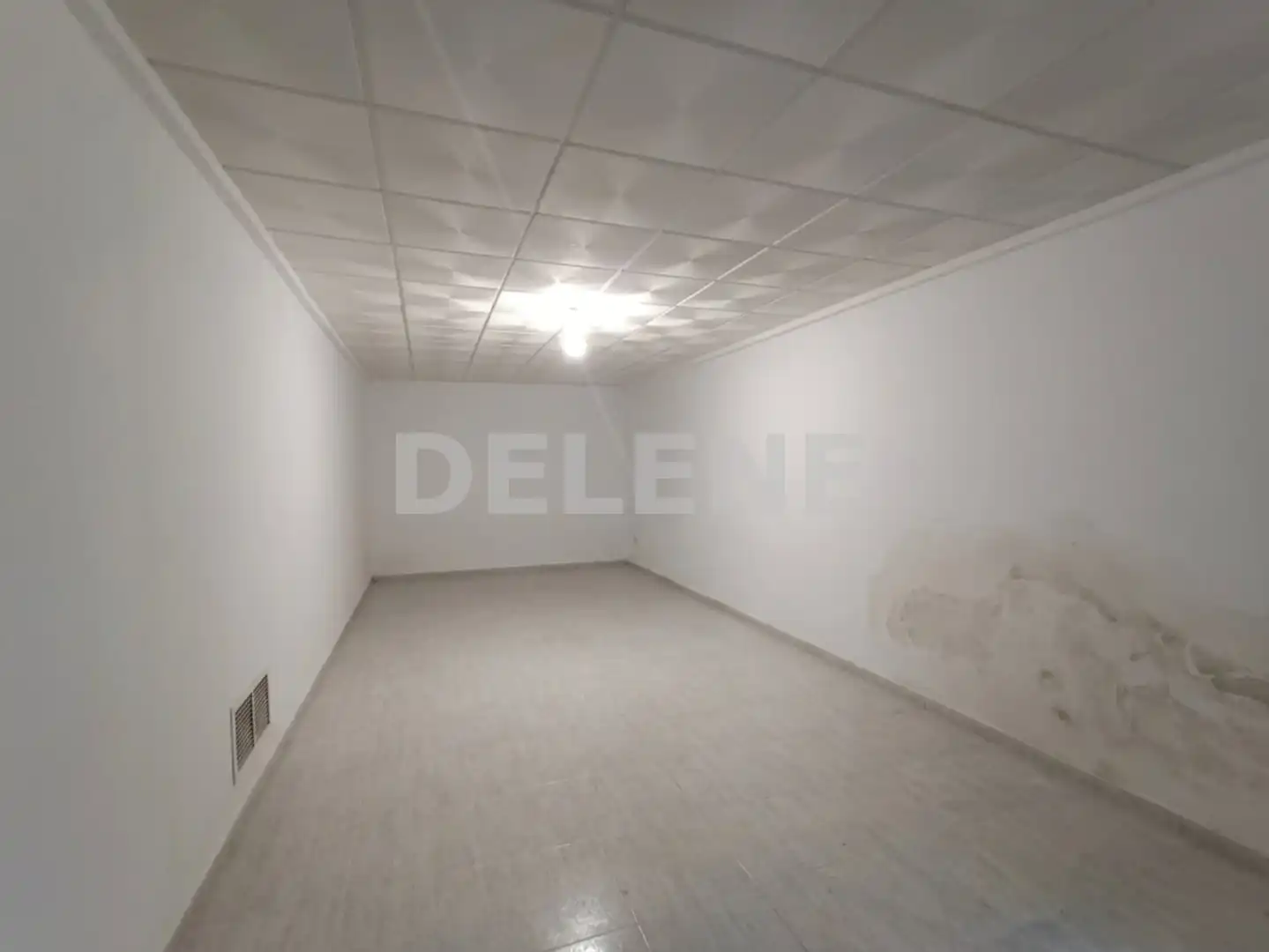 Casa aparellada amb terrassa en venda a Hellín, imagen 6