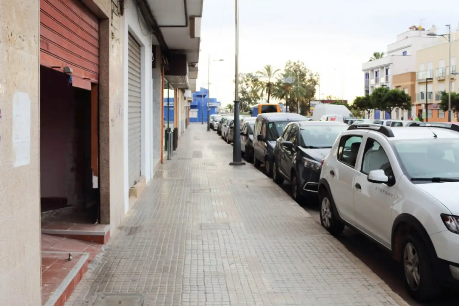 Vista exterior de Local en venta en Sagunto / Sagunt