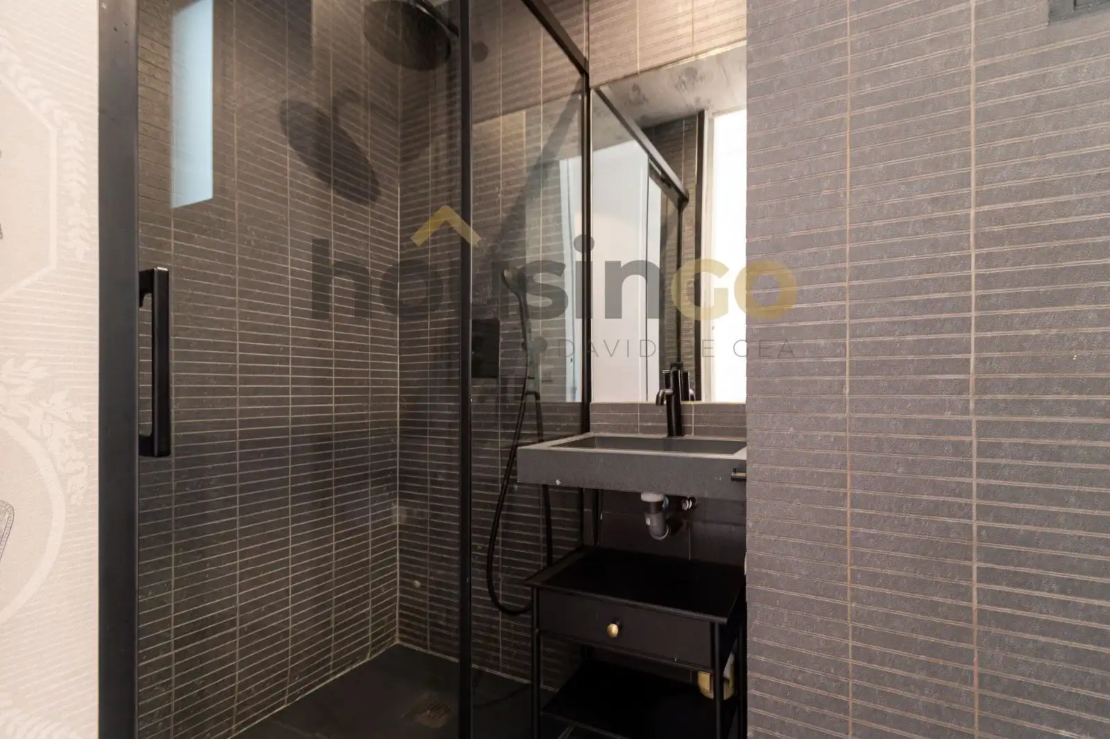 Badezimmer von Wohnung zur Miete in Madrid mit Klimaanlage, Heizung und Terrasse