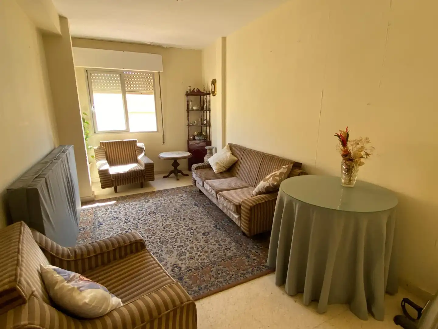 Sala d'estar de Pis en venda en Cádiz