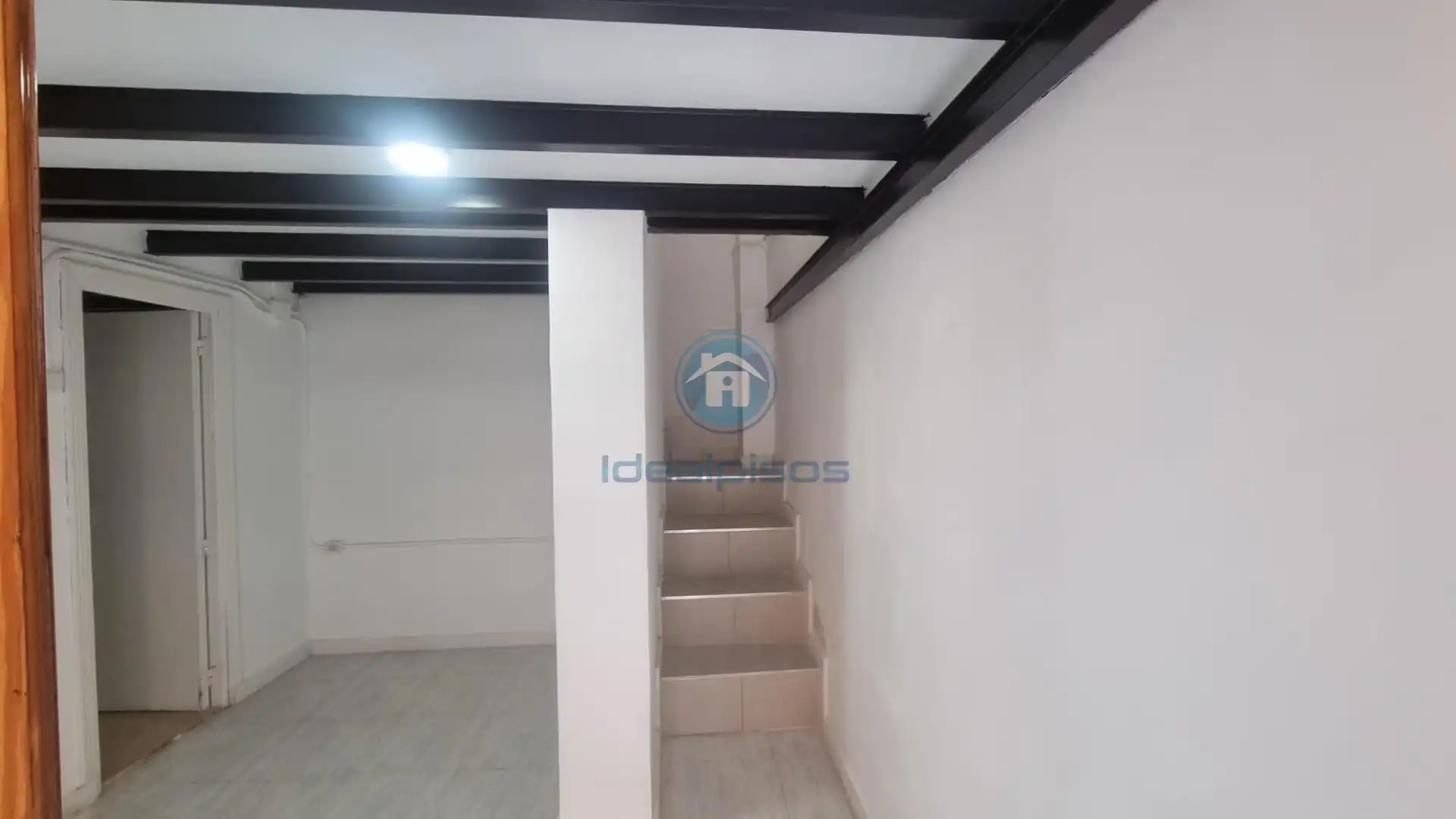 Local comercial en venda a Florida - Ciudad de Asís, imagen 2