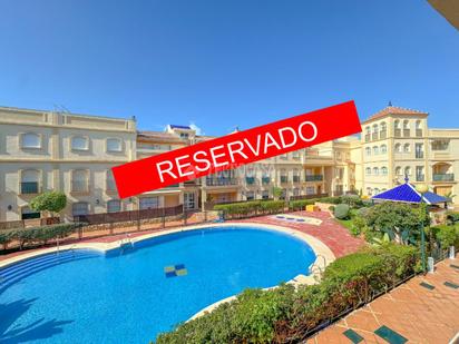 Piscina de Pis en venda en Rota amb Aire condicionat, Traster i Internet