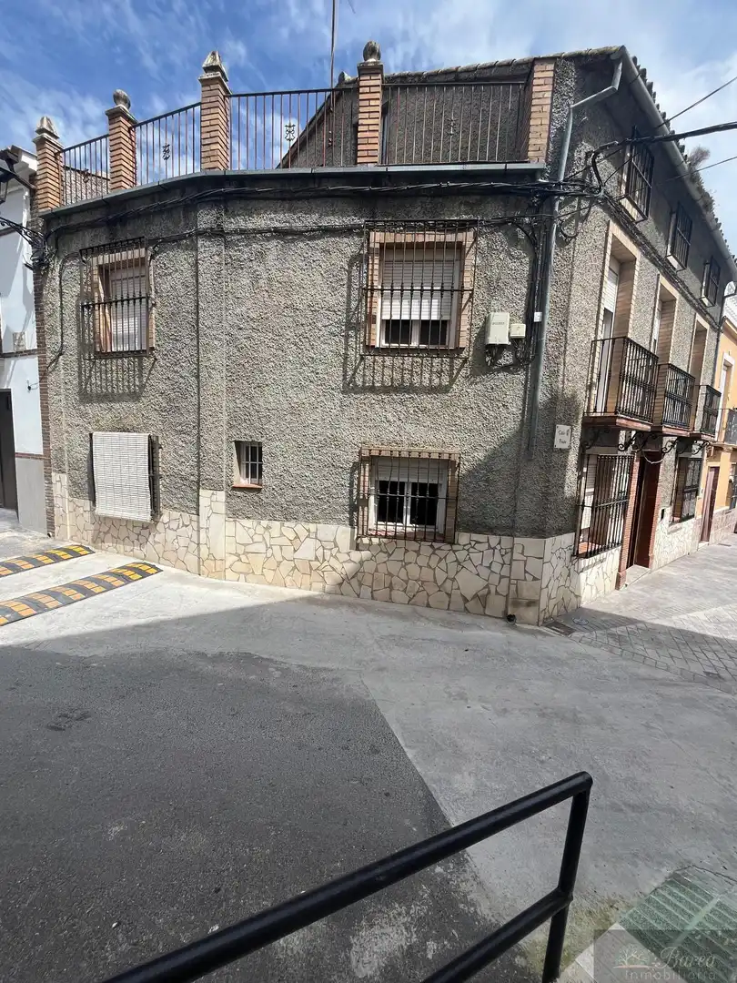 Casa con terrazza in vendita a Rute