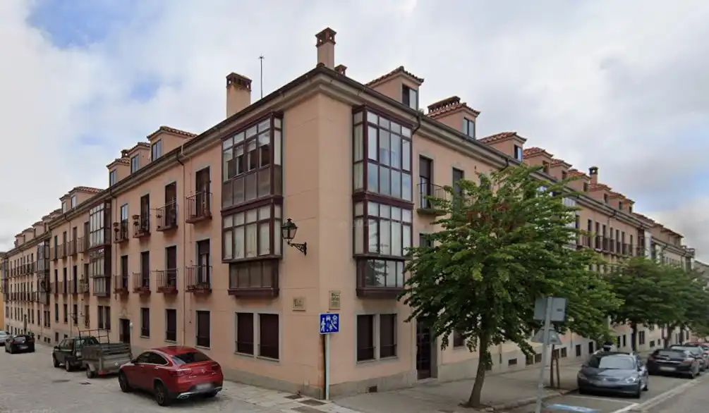 Vista exterior de Apartament en venda en Real Sitio de San Ildefonso amb Balcó